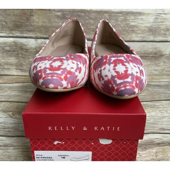 Kelly & Katie Tie Dye Ballet Flat 7M - Picture 3 of 10
